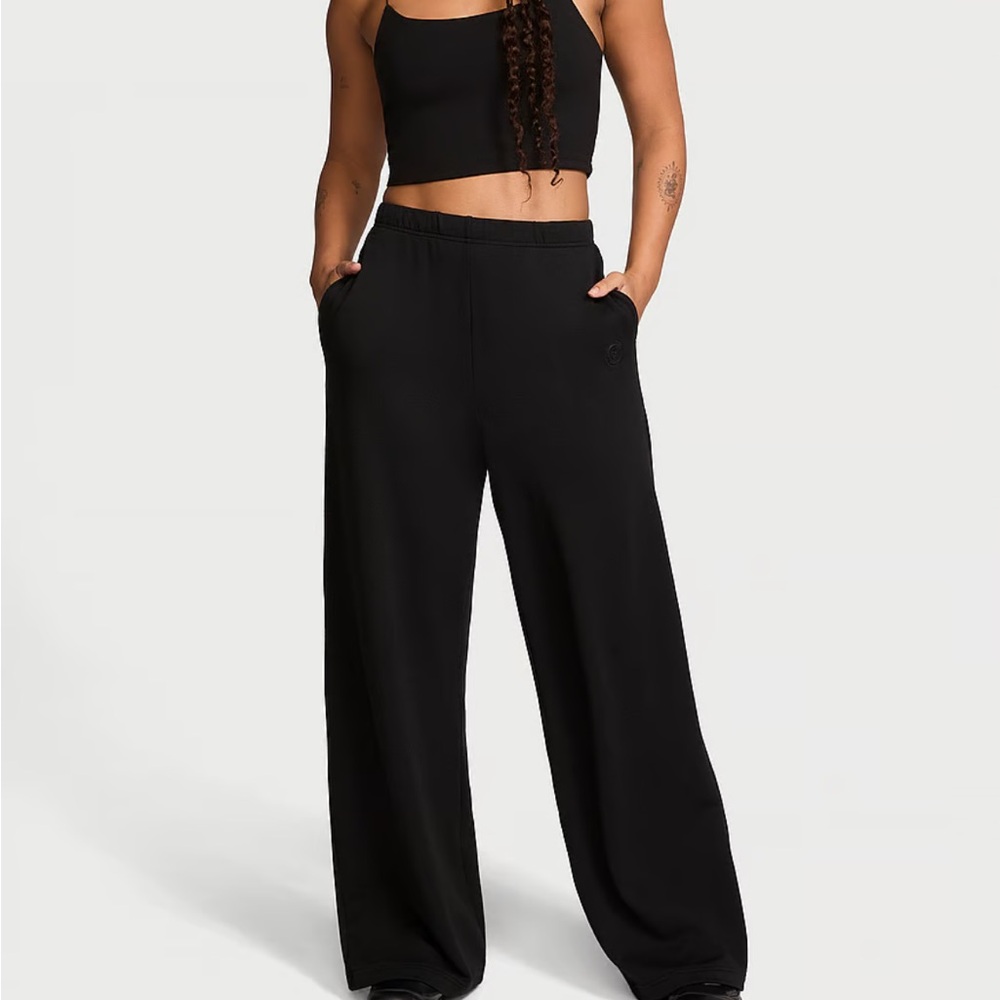 VICTORIA'S SECRET
Brushed Modal Fleece Wide-Leg Lounge Pants